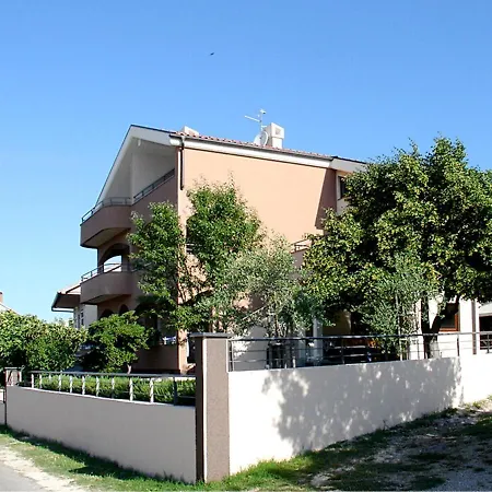 Apartment Tara-1 Maslenica