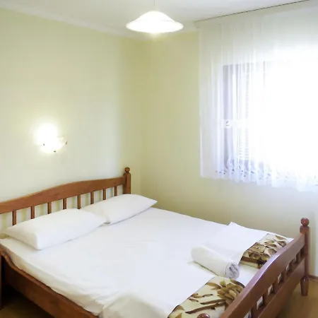 Tara-1 Apartment