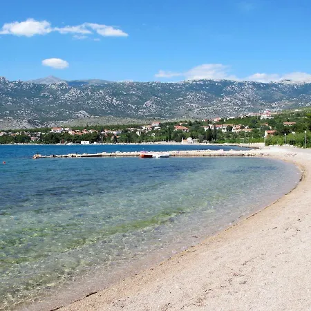 Tara-1 Maslenica